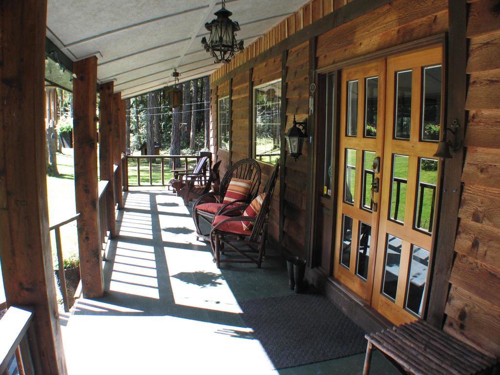 Cedar Song B&B Parksville Eksteriør billede